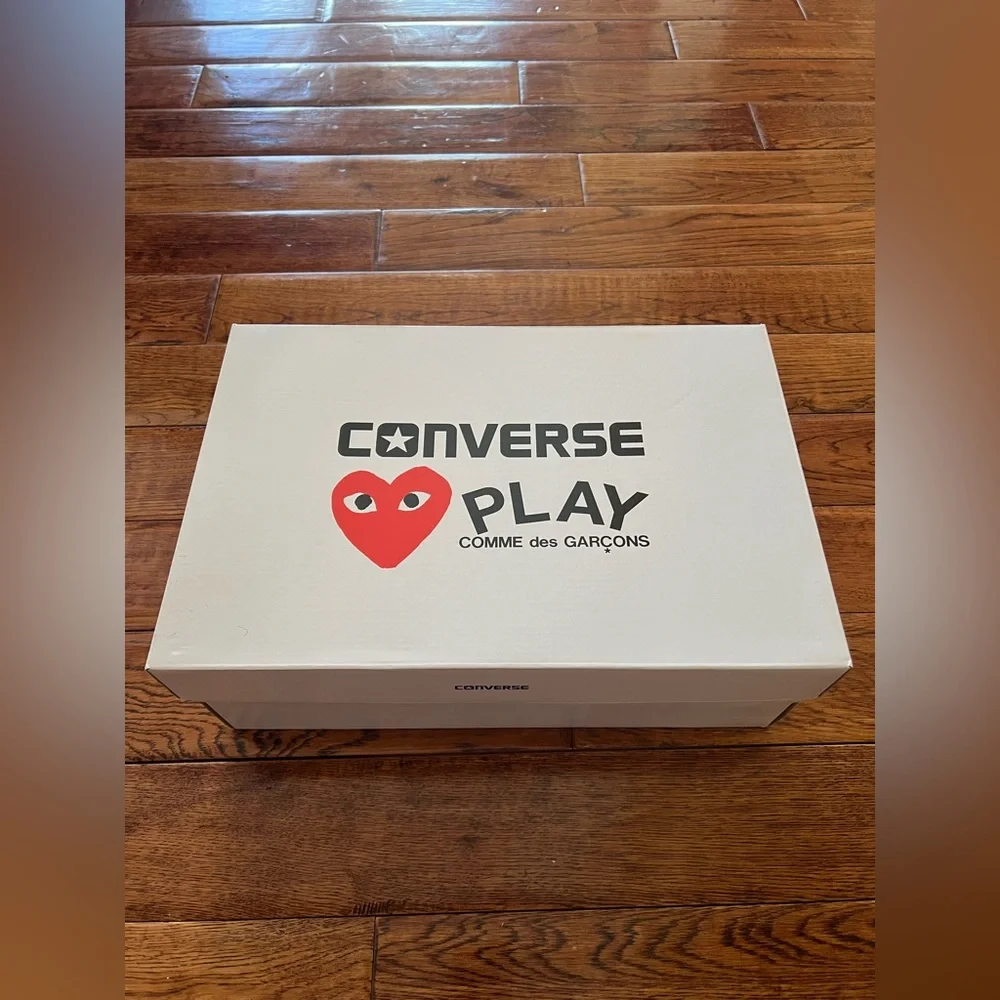Comme des Garçons Converse PLAY Empty Shoe Box White with Red Heart